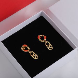 Orecchini Orecchini a bottone Orecchini di design in acciaio inossidabile per donna Orecchini pendenti con lettera V Accessori per gioielli di moda