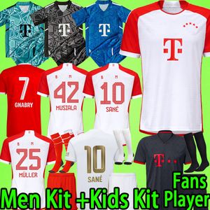 Bayerns Soccer Jerseys 2023 2024 Monachets Mężczyźni ustawiają zestaw dla dzieci z krótkimi bramkarzem Skarpetka Muller Sane Musiala Mane 23 24 fanów Wersja gracza koszula piłkarska