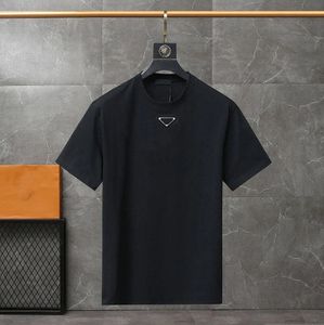Prad Designer T Mens Shirt qualità a maniche corte moda uomo e donna T-shirt corta modelli coppia cotone Luxury Men Hip Hop vestiti