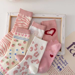 Socks Hosiery Fashion Japanese style cute socks women pink leopard zebra heart print long casual socks harajuku cotton crew socks P230517