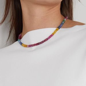 Choker Bohemian Creative Design Naturalny kamienie szlachetne Naszyjnik Szmaragd ruby ​​niebieski żółty szafir twarzy koraliki rondelle biżuteria