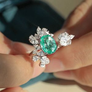Bandringar Sparking Cubic Zirconia Rings for Women Silver Color Green Crystal Jewelry Elegant Female Wedding Promise Ring Anniversary Gift J230517