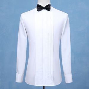 Herrklänningskjortor Fashion Groom Tuxedos Shirts Man Groomsmen White Black Red Men Wedding Shirts Formella tillfälle Mänskjortor Wingtip Collar 230517