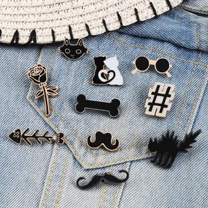 Брушные булавки Fashion 11 Style Black Series Cat Beard Bones Glones Rose Tai Chi Badge Brooches Брошковые аксессуары