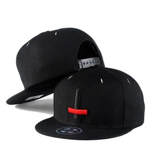 Ball Caps Новое прибытие Мужчины Женщины плоские шляпы Ins Trend Cross Emelcodery Cap Kpop Hip Hop Pure Black Cacquette EP0240 AA220517