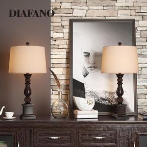 Bordslampor American Retro Lamp E27 Dimning Art Fabric Traditionellt varmt sovrum Bedside El Coffee Living Room Study 220V