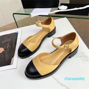 Designer -2023-Sandaler Luxury Preppy Mary Jane Women's Shoes Women's Low Heel Hollow Out Single Shoe Stor storlek 35-41