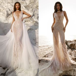 Abiti da sposa Illusion Fairy Beach Abito da sposa con scollo a V profondo in pizzo Piume di paillettes su misura con abiti da sposa overskirts