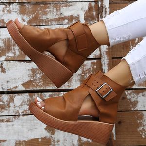 Sandalen Neue Flache Unterseite Sommerstiefel Damen Keil Gürtelschnalle Römische Schuhe Damen Offene Spitze 230417