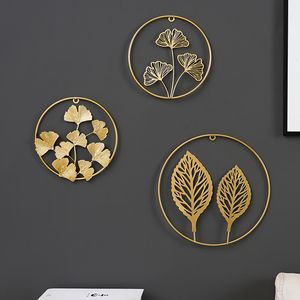 Objetos decorativos Figuras itens de novidade itens nórdicos ginkgo decoração de parede de folhas ornamento Iron Light Luxury Gold Palm Maple pendente da sala de estar decoração 230517