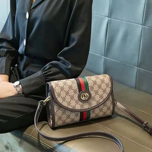 Yeni Geldi Kadın Tasarımcı Çanta Kadın Çantası Crossbody Tote Omuz Çantası Çanta Çanta Cüzdan Messenger çanta