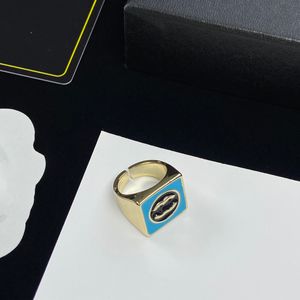 Designer för Lady Women Ccity Open Ring med sidonstenar Högkvalitativ bankettillbehör Kvinnor C Logo Bröllopsringar 5433