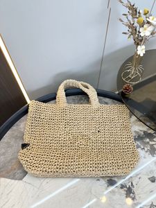 Moda Bolsa de praia tecida Bolsa de compras de grande capacidade feminina Luxury Sunshine Bag Bolsa de férias bordada com o comando de designer de designer ID Michafl_kops