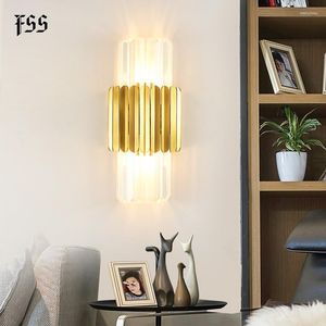 Lâmpadas de parede FSS Modern Gold Crystal Bedside Light Sconce de aço inoxidável Lâmpada de luxo de luminária Luzes de luxo da sala do quarto