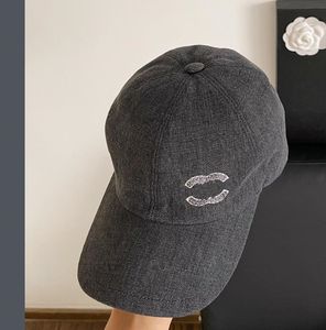 Cappellini da baseball da cowboy 2023 Nuovo di alta qualità Outdoor Grigio Bianco Paillettes Sport Ball Cappelli Lettere Modelli Cappello a secchiello Uomo Donna Cappelli da sole Snapback Visiera parasole