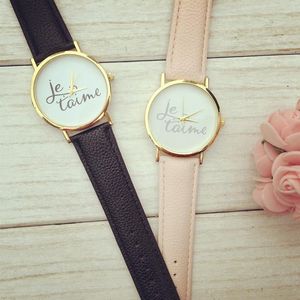 Zegarek 2023 EST STYL 1PCS/LOT JE TAIME (Love You) Oglądaj modne słowa czysto stylizowana skóra dla damskich zegarków kwarcowych