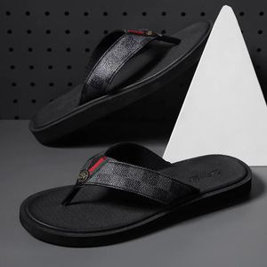 2023 Designer Rubber Slides Sandaler Floral Brocade Men tofflor Flat Bottoms Flip Flops Mens Black Broy Grey Randed Beach Slippers