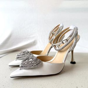 Mach Elegant sandals satin high heels heart shaped rhinestone decoration luxurious designer dress shoes pointed toe 9.5cm casual sexy ankle strap women party shoe