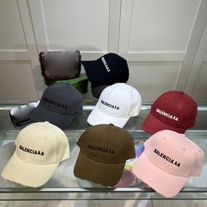 Fashion Letter Printing Designer Ball cap Summer Couple Vacation Travel Candy Color Hat Eaves Worn and Worn Hole Craft casquette