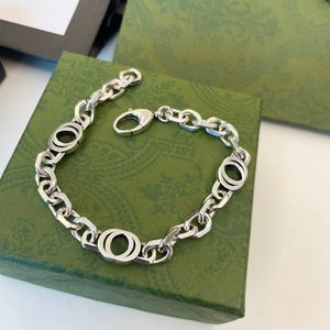 Bracciale di design Catena d'argento Casual Doppia lettera G Bracciale Braccialetti da donna da uomo Festival regali per coppia