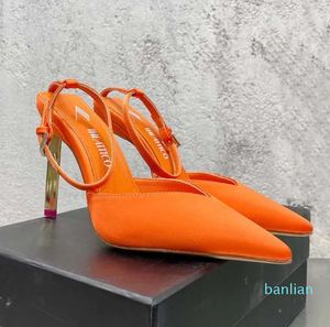 Os sapatos de salto alto sandálias laranja de cetim de seda calcanhar sapatos para as mulheres pontiagudas 2023