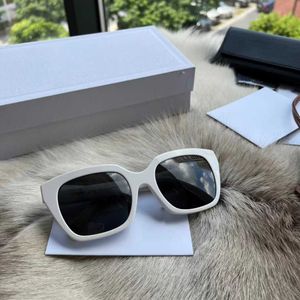إطارات CE Triumphal Arch 2023 New Box Box Sunglasses for Women مع حماية متطورة للأشعة فوق البنفسجية