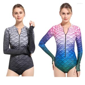 Kvinnors badkläder Summer Water Sports Lady UPF50 Långärmning Korta byxor Super Elastic Gradient Color One Piece Swimsuit