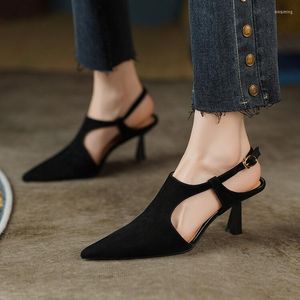 Sandaler 2023 Summer Women Shoes Point Toe Thin Heel Solid High Heels Elegant får Suede Leather for Party