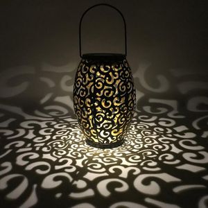 Lampade Da Giardino La Lampada Solare In Ferro Battuto Per Esterni Può Essere Utilizzata Per La Proiezione Cavità Del Cortile E La Villa Da Giardino Portatile