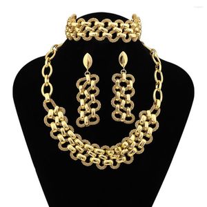 Necklace Earrings Set African Gold Color Luxury Chain Design Pendant Earring Bracelet Jewelry Dubai Nigerian Women Wedding Party Gifts