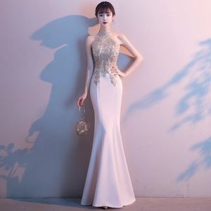 Modest Mother of the Bride Dresses Hang Neck Neck Crystal Crystal Crystal Perline Appliques Peplum Abiti da sera Pavimento Lunghezza Satina Mermaid Wedding Ospite Abito 403