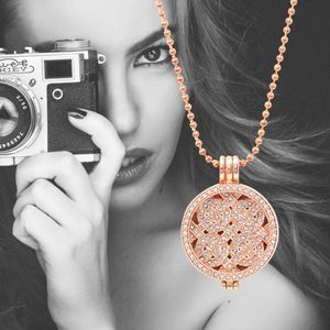 Pendant Necklaces 35mm My Coin Necklace With Shiny Secret Of The Sea Disc And 80cm Bead Chain As Fashion Women Gift