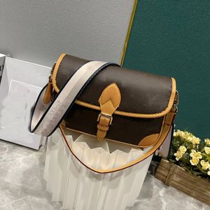 2023 8A designer bag Handbags purse ladies messenger shoulderbags designers purses Inclined shoulder bag cross tote bag
