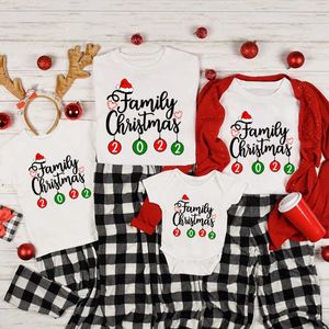 Outfits 2022 Shirts Parents and Children T-shirts for Baby jumpers Family Appearance Clothing Gift Christmas Party Set G220519