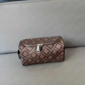 Kvinnor lyxiga designers kosmetiska fodral makeup väska nylon rese påse litet märke f fletter koppling väskor utgör fodral bagage påsar 2305192bf