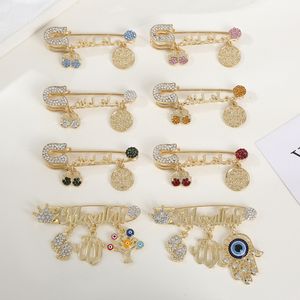 High Quality Muslim Islam Arabic Four Korah Sutra Fatima Turkey Evil Eye Gold Color Brooch Pins Religious Style Amulet Jewelry