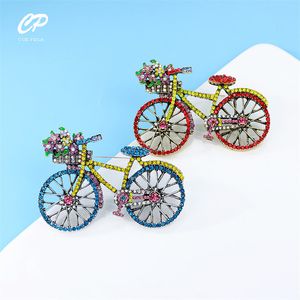 Kolorowe i wykwintne, kreatywne rowerowe broszki rowerowe Pinki źródła modnej damskie akcesoria odzieżowe torba