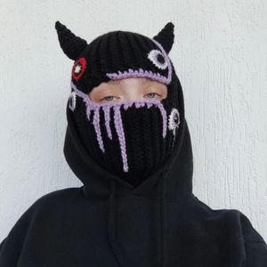 Beanieskull Caps Şeytan Boynuz Balaclava Küçük Şeytan Şapkası Cadılar Bayramı Balaclava Komik Kapüşonlu Beanie Maskesi Cadılar Bayramı Partisi Şapkalı Maskeli Saka 230518