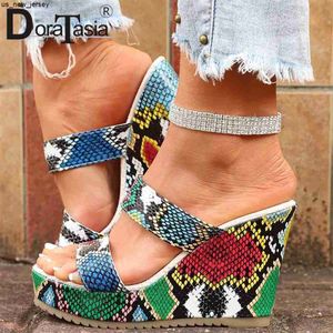 Slippers Doratasia Brand Ladies Platform Slippers Fashion Colors Mixed Wedges Heels High Summer Shoppers Shoes Casual Woman J230519