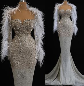 2023 Arabiska aso ebi sjöjungfru vit bröllopsklänning pärlstav kristaller fjäder paljett spets brudklänningar klänningar zj3030