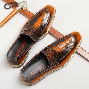 Мужская мода подлинная кожаная повседневная обувь дизайнерская обувь для обуви мужская формальная свадьба оксфордс обувь
