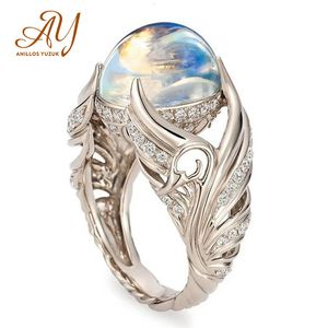 Anelli per coppie Anelli Yuzuk Anello per gioielli in argento Vintage Colorato Grande taglio circolare Donna con ali d'angelo Pietra di luna Femme 230519