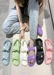 Kadınlar Sandalet Kauçuk Yaz 2020 Yeni Kızlar Günlük Düz Platform Şeker Renk Kapalı Konforlu Sevimli Sandal Ayakkabıları No 10103315167