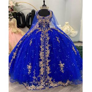 Royal Blue Quinceanera Abiti oro Appliques Fiori di pizzo Abito da ballo con mantello Corsetto a cuore per Sweet 15 Girls Party