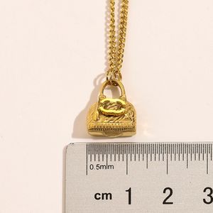 Nie verblassende 14K vergoldete Luxus-Marken-Designer-Anhänger-Halsketten, Edelstahl-Doppelbuchstaben-Choker-Anhänger-Halskette, Perlenkette, Schmuckzubehör