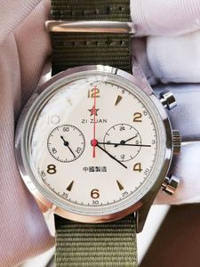 Нарученные часы 1963 Смотрируйте пилот военный жесткий парень 1963 хронограф Кварц многофункциональный верхний авиационный рейс ретро-подарок личность мужчин 230519