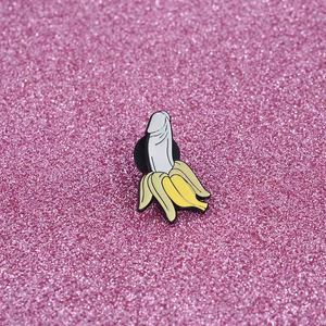 Banana Custom Emamel Pin Cartoon Fruch Brosches Button Badge Gift For Friends Lapel Pin Buckle Roliga smycken Kläder Jeans Cap