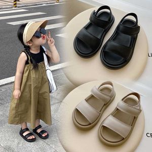 Sandals 2023 Children Summer Sandals Boys Girls Fashion Pure Color Hook Sandals Baby Soft Breathable Shoes Kids Summer Beach Sandals AA230518