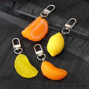 Klaki Śliczne symulacje owocowe pomarańczowe brelowanie kluczy cytrynowych dla kobiet prezent Nowy kreskówka torba z jedzeniem