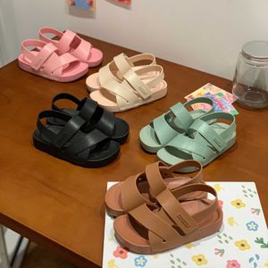 Sandals Korean Version Kids Sandals 2023 Summer Boys and Girls Soft Sole Round Toe Flat with Anti-Slippery Breathable Kids Shoes Unisex AA230518
